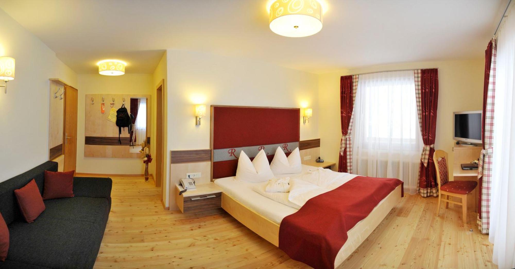 Hotel Roesslhof Ramsau am Dachstein Quarto foto